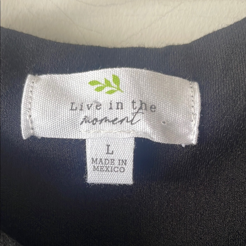 Live in the moment bodysuit - Picture 2 of 7